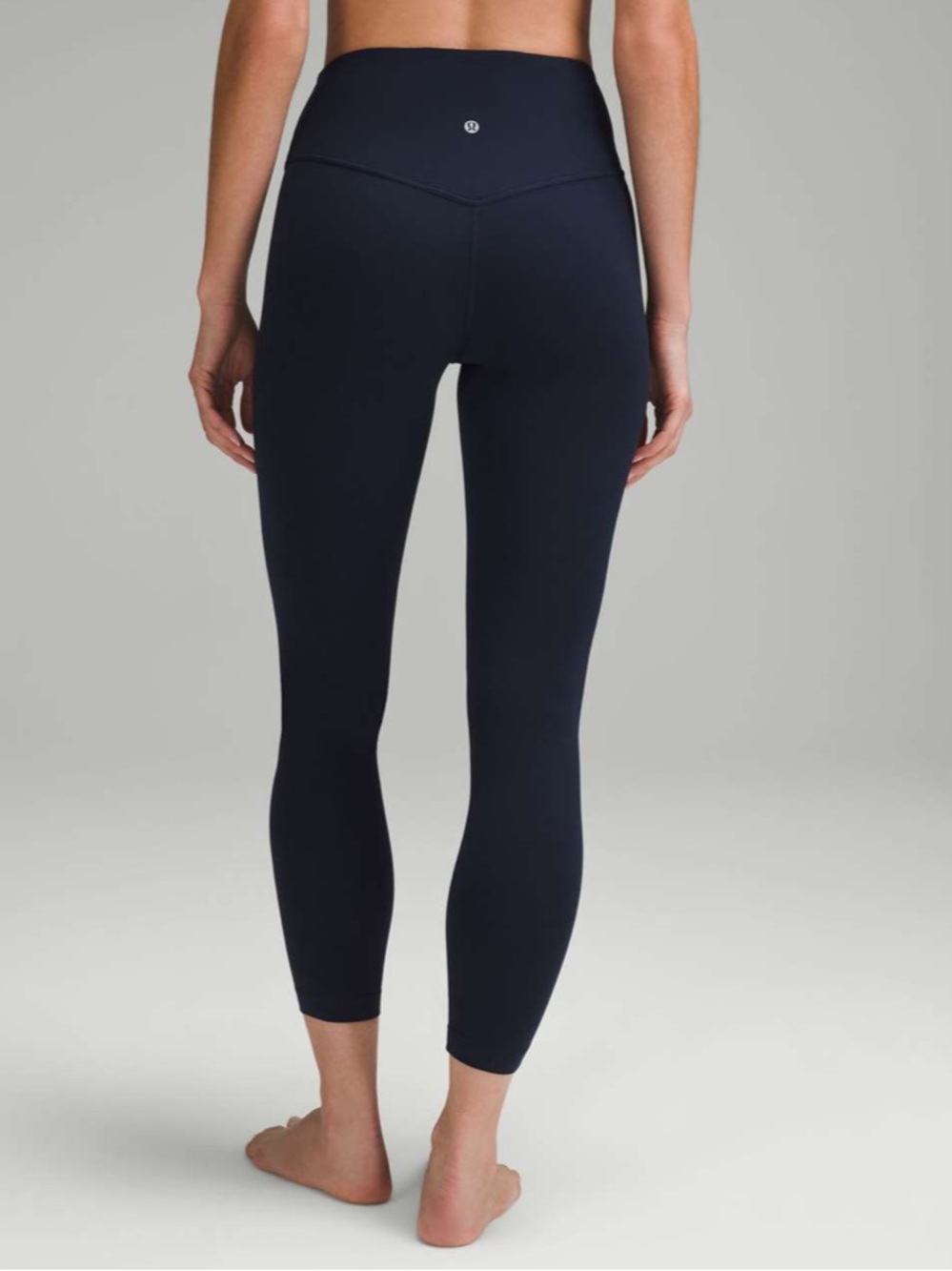 Like New Lululemon Blue Twill/Navy Set. Size 4 - Picture 9 of 11